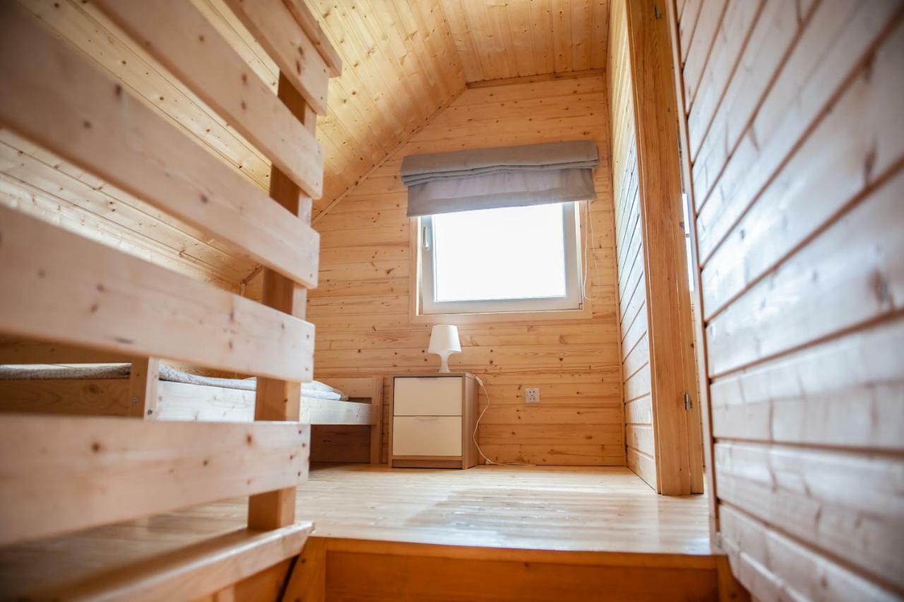 Pod Debami Wicie- Domki Drewniane Nad Morzem Wicie  Ngoại thất bức ảnh