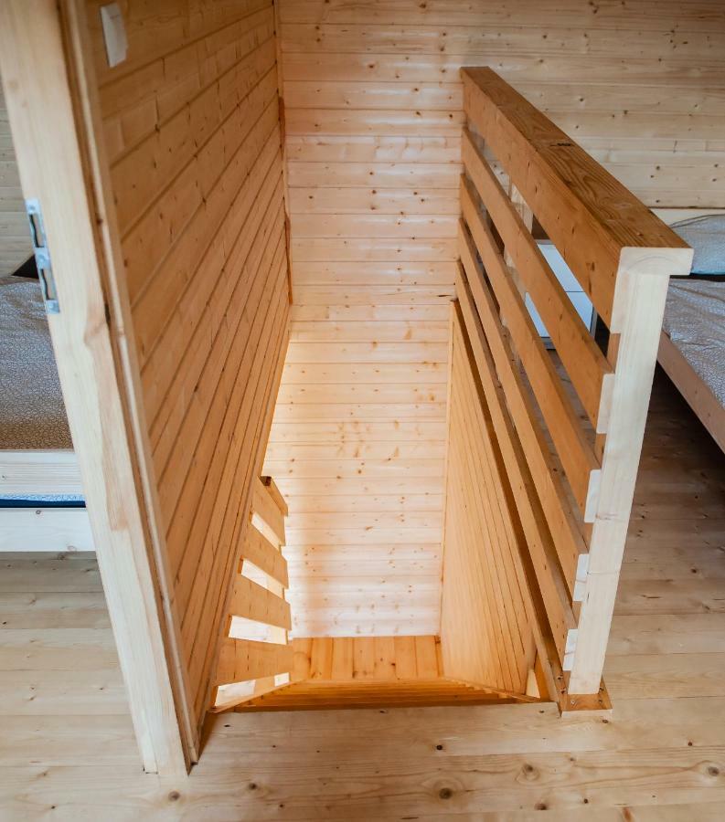 Pod Debami Wicie- Domki Drewniane Nad Morzem Wicie  Ngoại thất bức ảnh